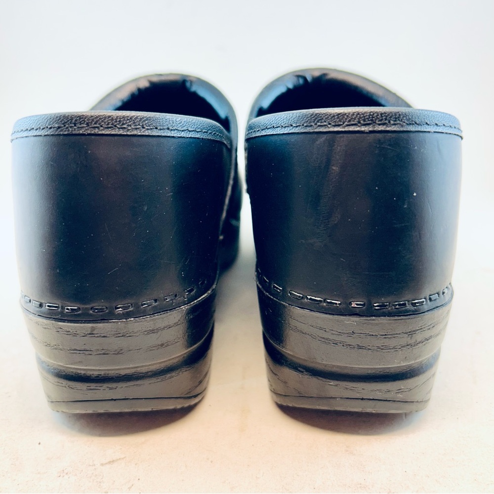 Dansko Black Oiled Professional Stapled Clogs EU 39 US 8.5 9 - Picture 7 of 11